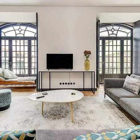 Nomad's Time Out Market - 3bed Lisbon