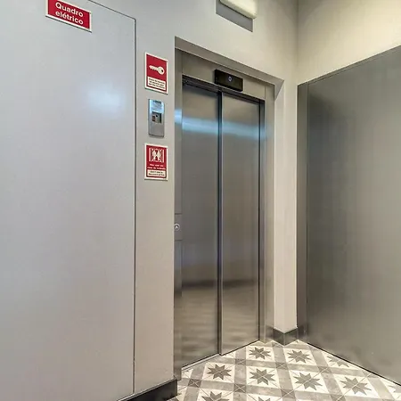 Apartment Nomad's Time Out Market - 3bed