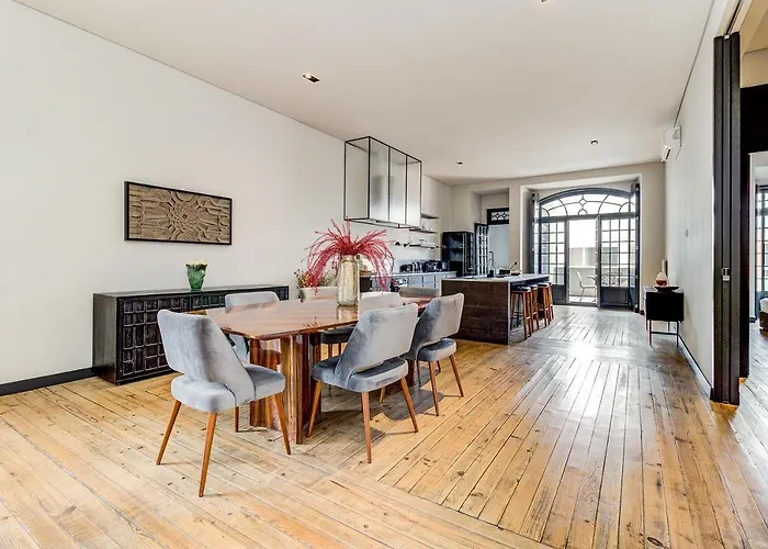 Nomad's Time Out Market - 3bed Apartamento