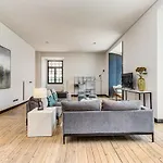 Nomad's Time Out Market - 3bed Апартаменты Лиссабон