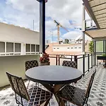 アパート Nomad's Time Out Market - 3bed リスボン