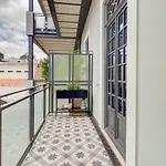 Nomad's Time Out Market - 3bed アパート
