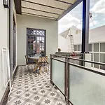 Nomad's Time Out Market - 3bed * リスボン